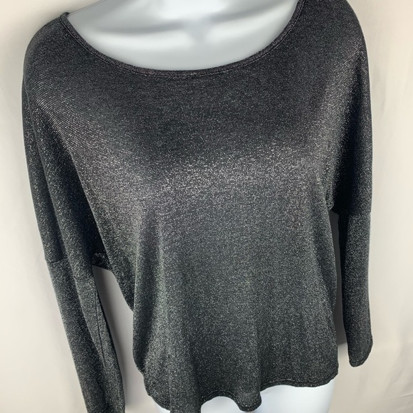 2 Hearts Cross Back Gray Silver Blouse Bat Wing - Picture 3 of 13